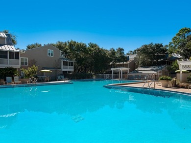 Discover the potential of this 3-bedroom, 3-bath condo located - photo 40
