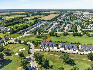 Experience luxury, comfort, & convenience in this stunning - photo 46