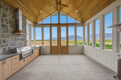 An exquisite custom estate where luxury, function, and serenity - photo 46