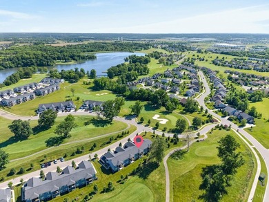 Experience luxury, comfort, & convenience in this stunning - photo 48