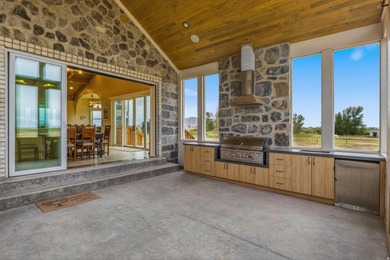 An exquisite custom estate where luxury, function, and serenity - photo 49