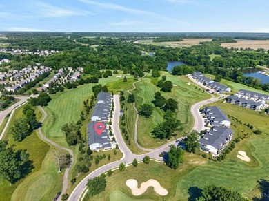 Experience luxury, comfort, & convenience in this stunning - photo 50