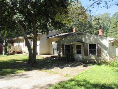 Potomac River Home For Sale in Hague Virginia