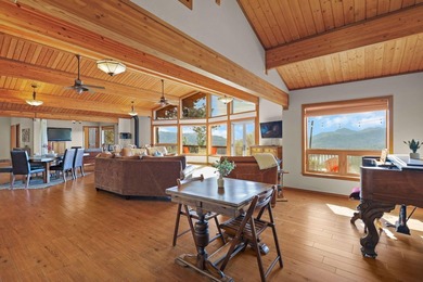 Discover custom living with breathtaking panoramic views of Lake - photo 13