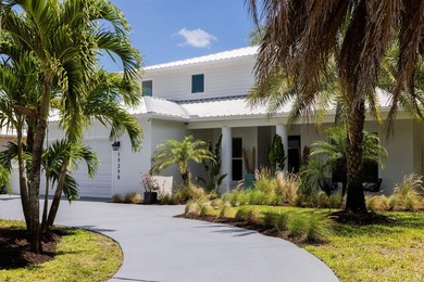 Space to spread out. Room to gather. And a private beach, day - photo 4