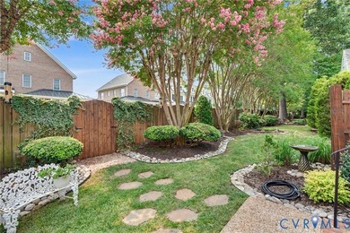 SALISBURY BEAUTY! Luxury, maintenance-free living with beautiful - photo 6