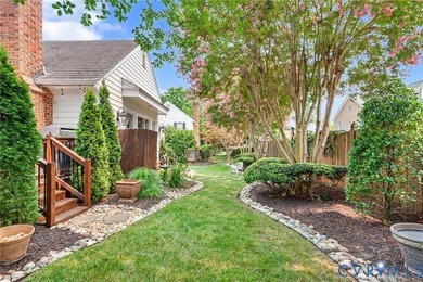 SALISBURY BEAUTY! Luxury, maintenance-free living with beautiful - photo 7