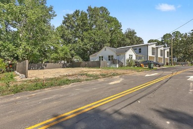 Excellent location! Schools nearby.Clean Lot ready for the Buyer - photo 8