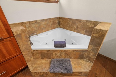 Discover custom living with breathtaking panoramic views of Lake - photo 38