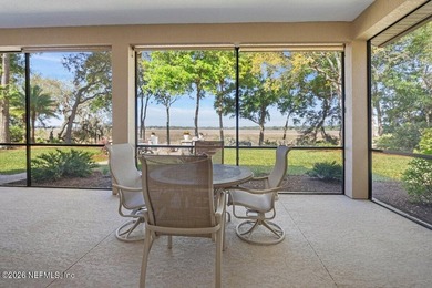 One of the best views in North Hampton. Custom-built concrete - photo 40