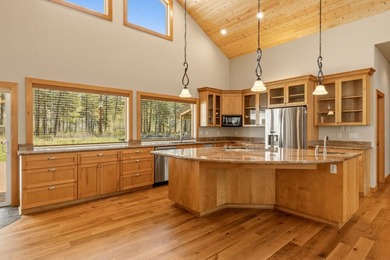 Rarely does a property like this come on the market. This - photo 3