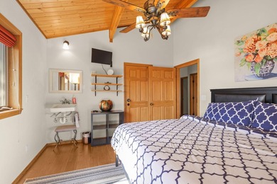 Discover custom living with breathtaking panoramic views of Lake - photo 43