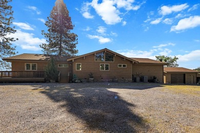 Discover custom living with breathtaking panoramic views of Lake - photo 59
