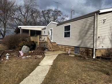 Fox River - Green Lake County Home For Sale in Princeton Wisconsin