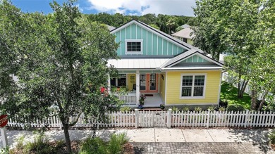 The salt air finds you first. Then the shade of a corner lot - photo 4