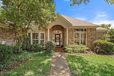 Ross Barnett Reservoir Home For Sale in Brandon Mississippi