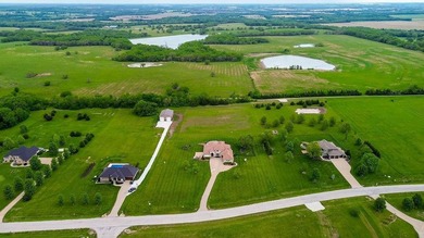 Incredible home on 3.5 acres in the highly sought-after - photo 3