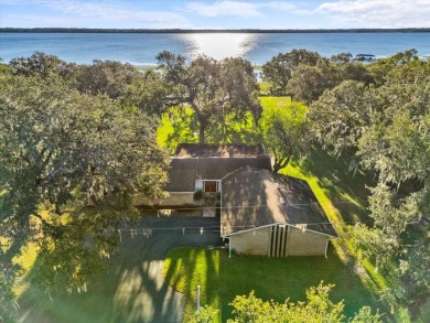 Lake Home For Sale in Saint Cloud, Florida