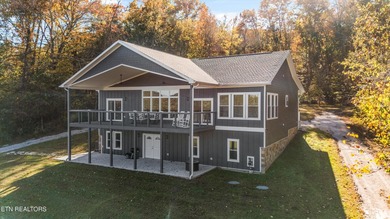 Lake Home For Sale in Lafollette, Tennessee