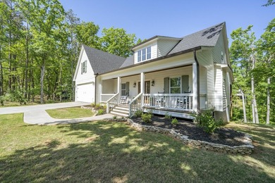 Beautiful 4 BR/3.5 Bath (plus game room) farm style home with - photo 2