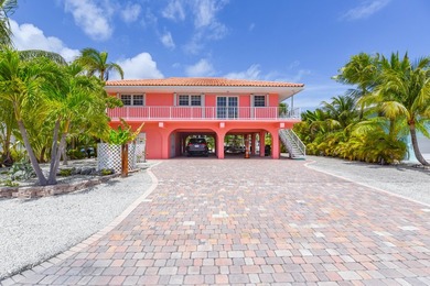 Welcome to your slice of island paradise in Pine Channel Estates - photo 1