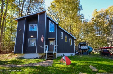 Dresser Lake Home For Sale in Tobyhanna Pennsylvania