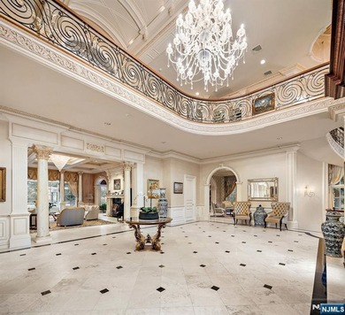 Introducing the Elden Manor - A breathtaking European-inspired - photo 3