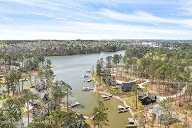 Positioned within White Oak Landing, this 5 bedroom, 3 bath lake - photo 13