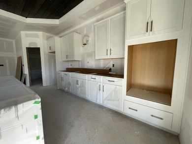 UNDER CONSTRUCTION in Mount Vintage! Hurricane Builders presents - photo 25