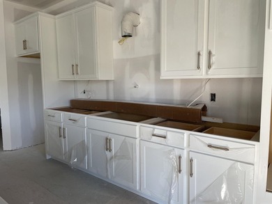 UNDER CONSTRUCTION in Mount Vintage! Hurricane Builders presents - photo 26