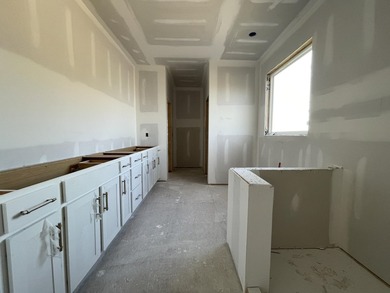 UNDER CONSTRUCTION in Mount Vintage! Hurricane Builders presents - photo 36