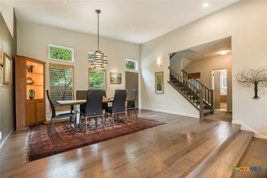 Experience gorgeous views, modern luxury, and a prime location - photo 4