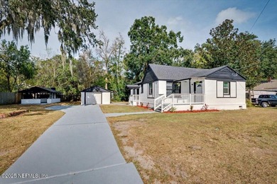 St. Johns River Home Sale Pending in Jacksonville Florida
