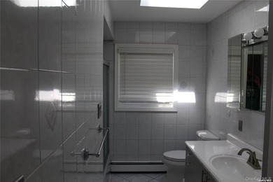 Immaculate Hi Ranch, Bright and Sunny Open Floor Plan, Granite / - photo 9