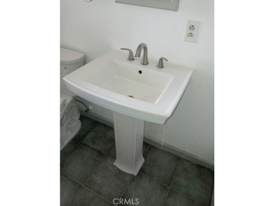 Exceptional 5-unit multifamily opportunity in Santa Ana 92706! - photo 11