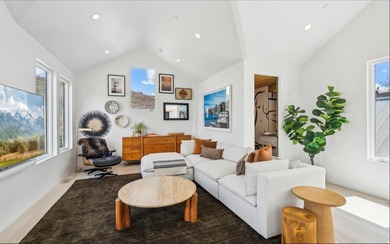 Perfect in Park City. This stunning three-bedroom, 3.5-bath - photo 12