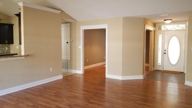 Centrally Located Home w/ Swimming Pool! Hidden Pines - photo 17