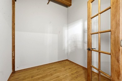Located on a quiet street in the heart of the North Loop, you - photo 23