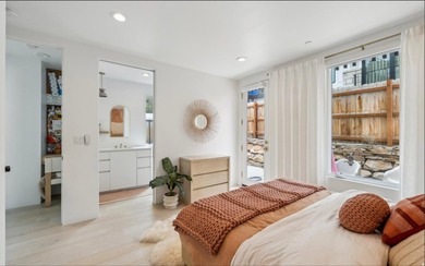 Perfect in Park City. This stunning three-bedroom, 3.5-bath - photo 23