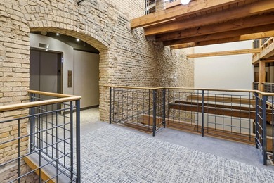 Located on a quiet street in the heart of the North Loop, you - photo 28