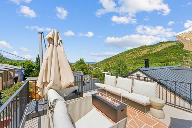 Perfect in Park City. This stunning three-bedroom, 3.5-bath - photo 29