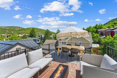 Perfect in Park City. This stunning three-bedroom, 3.5-bath - photo 30