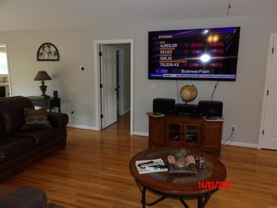 Welcome home to this beautifully maintained residence offering - photo 5