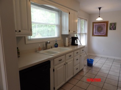 Welcome home to this beautifully maintained residence offering - photo 7