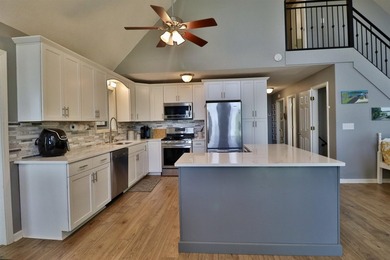SIMPLY STUNNING - Room to gather. Space to play. Views to LOVE! - photo 8