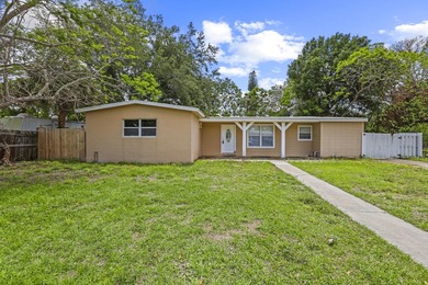 St. Lucie River Home Active Under Contract in Port Saint Lucie Florida