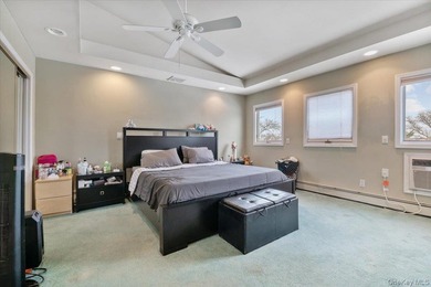 Welcome to 5 Lafayette Place in the heart of Massapequa Shores - - photo 13