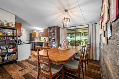 Dream lake home on Lake Neely Henry. This open concept three - photo 20