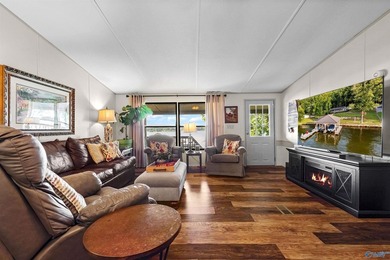 Dream lake home on Lake Neely Henry. This open concept three - photo 21