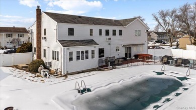 Welcome to 5 Lafayette Place in the heart of Massapequa Shores - - photo 22